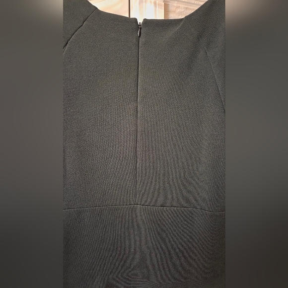 LOFT Elegant Black Blouse - Picture 3 of 5